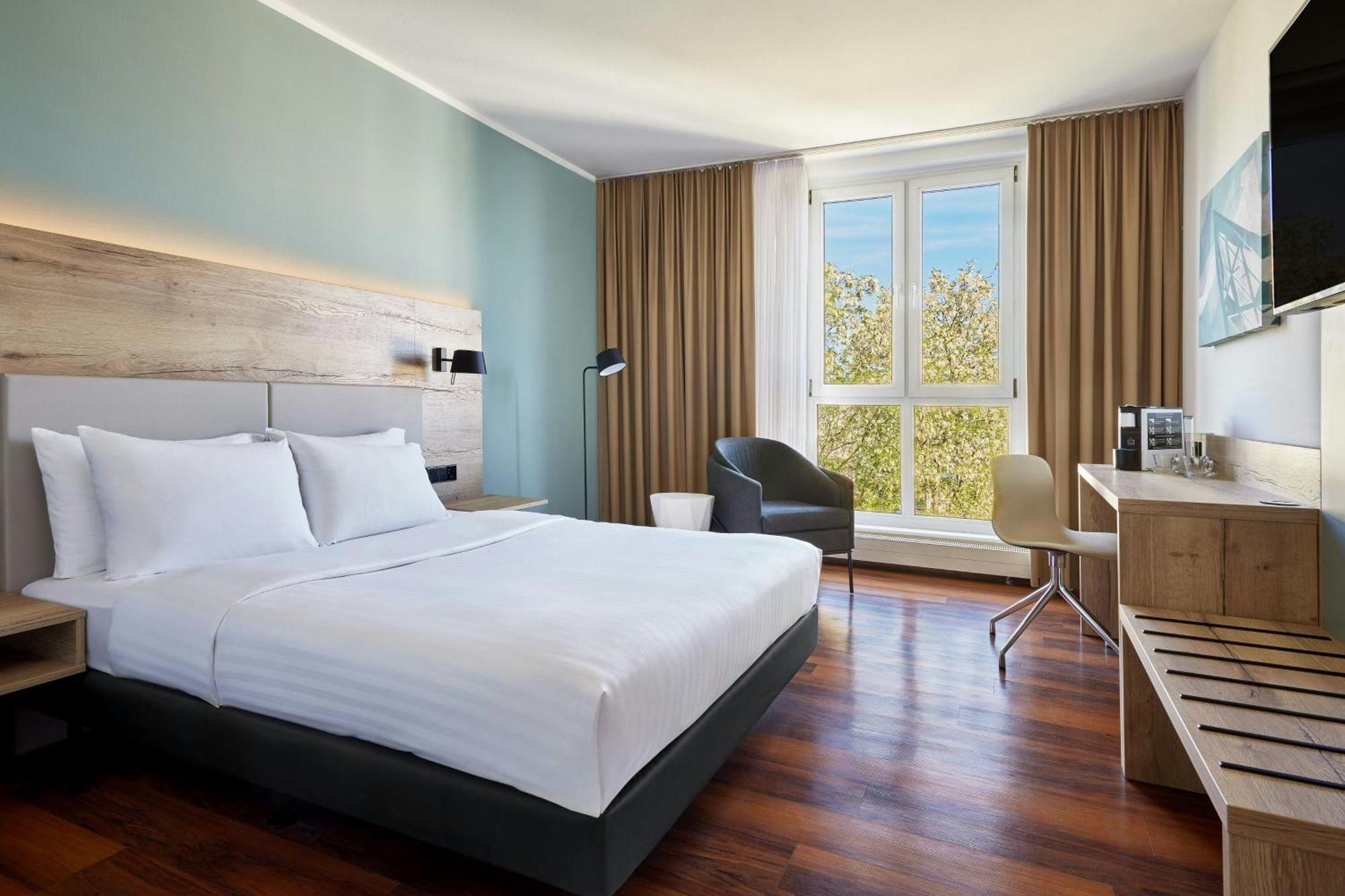 Room Guest room 1 King,1643135840:JPEG